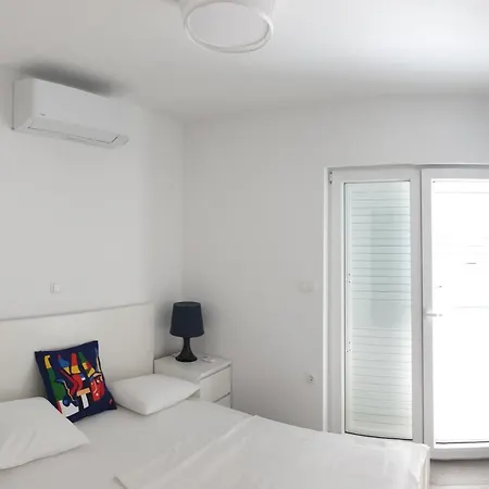 Apartment Eva I Iva Orebic