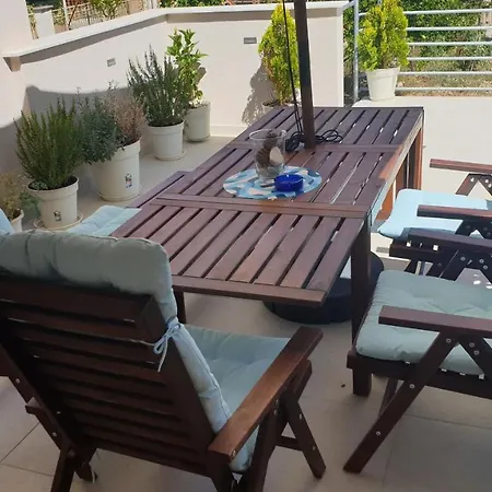 Eva I Iva Apartment Orebic