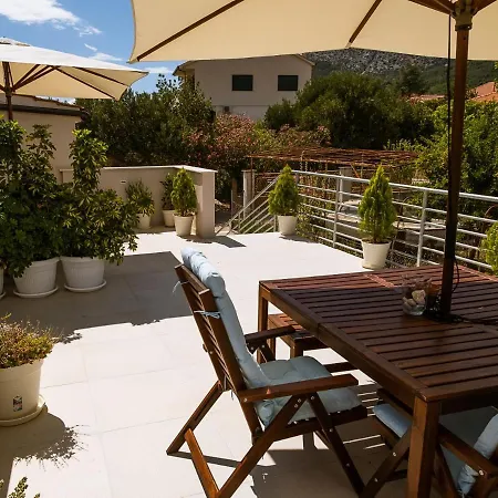 Eva I Iva Apartment